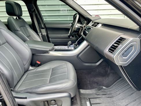 Used 2019 Land Rover Range Rover Sport HSE image 17
