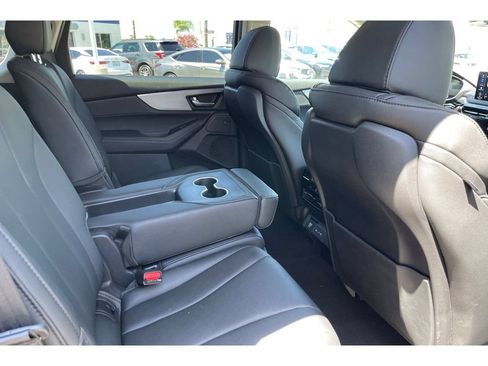 Certified 2026 Acura MDX SH-AWD image 18