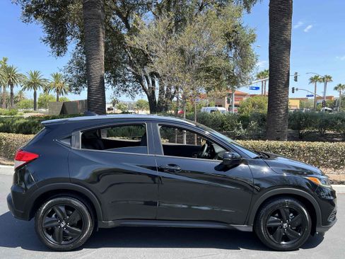 Used 2019 Honda HR-V EX image 16