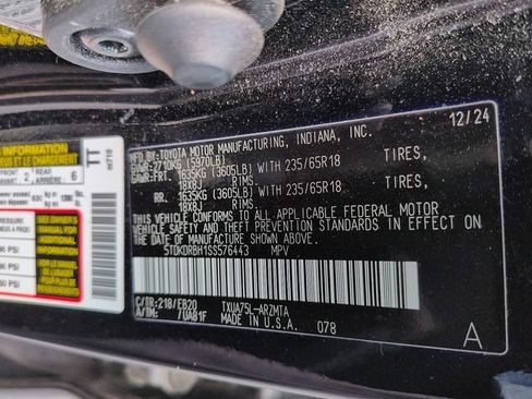 Certified 2025 Toyota Highlander XLE AWD/4WD image 15