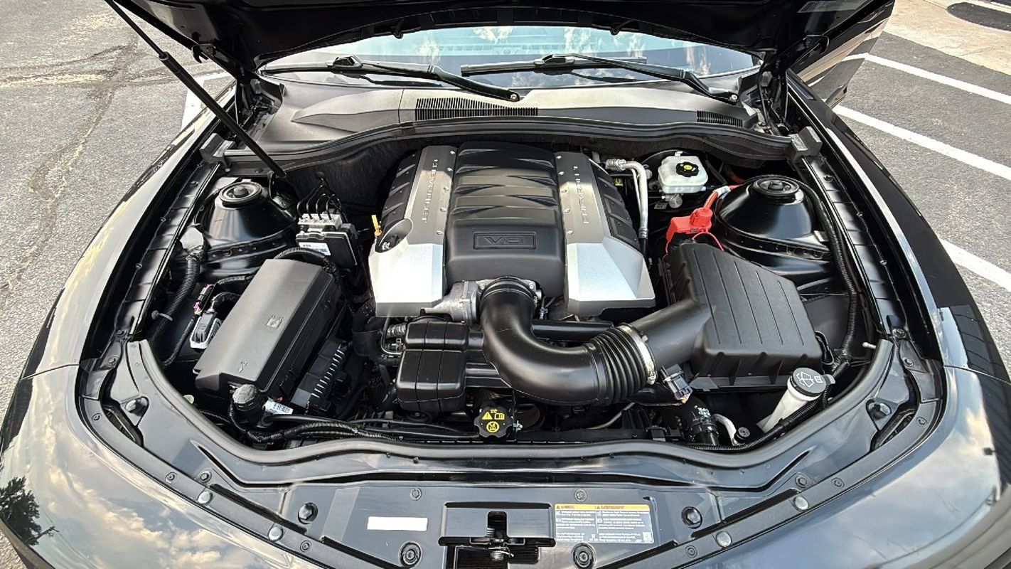 Used 2010 Chevrolet Camaro SS RWD image 25