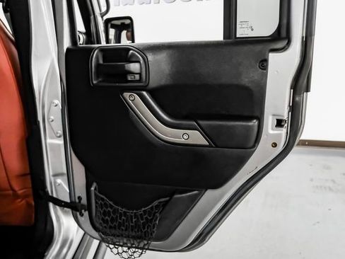 Used 2015 Jeep Wrangler Unlimited Sport w/ Quick Order Package 24S AWD/4WD image 51