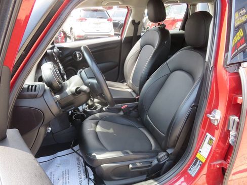 Used 2015 MINI Cooper 4-Door Hardtop FWD image 10