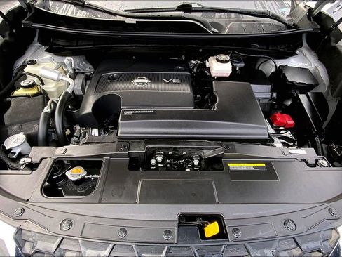 Used 2023 Nissan Murano Platinum w/ Cargo Package image 21