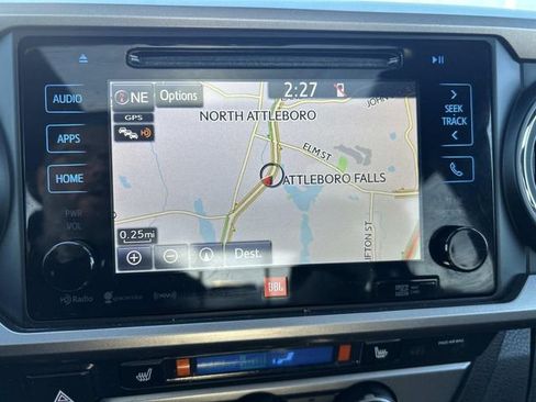 Used 2019 Toyota Tacoma Limited image 30