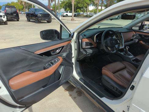 Used 2021 Subaru Outback Touring XT AWD/4WD image 7