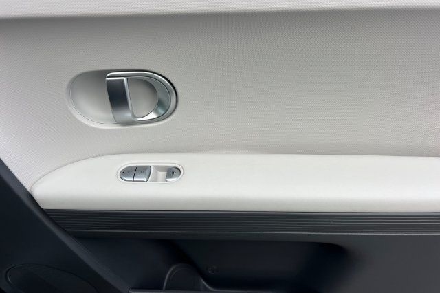 Certified 2024 Hyundai Ioniq 5 SEL RWD image 22
