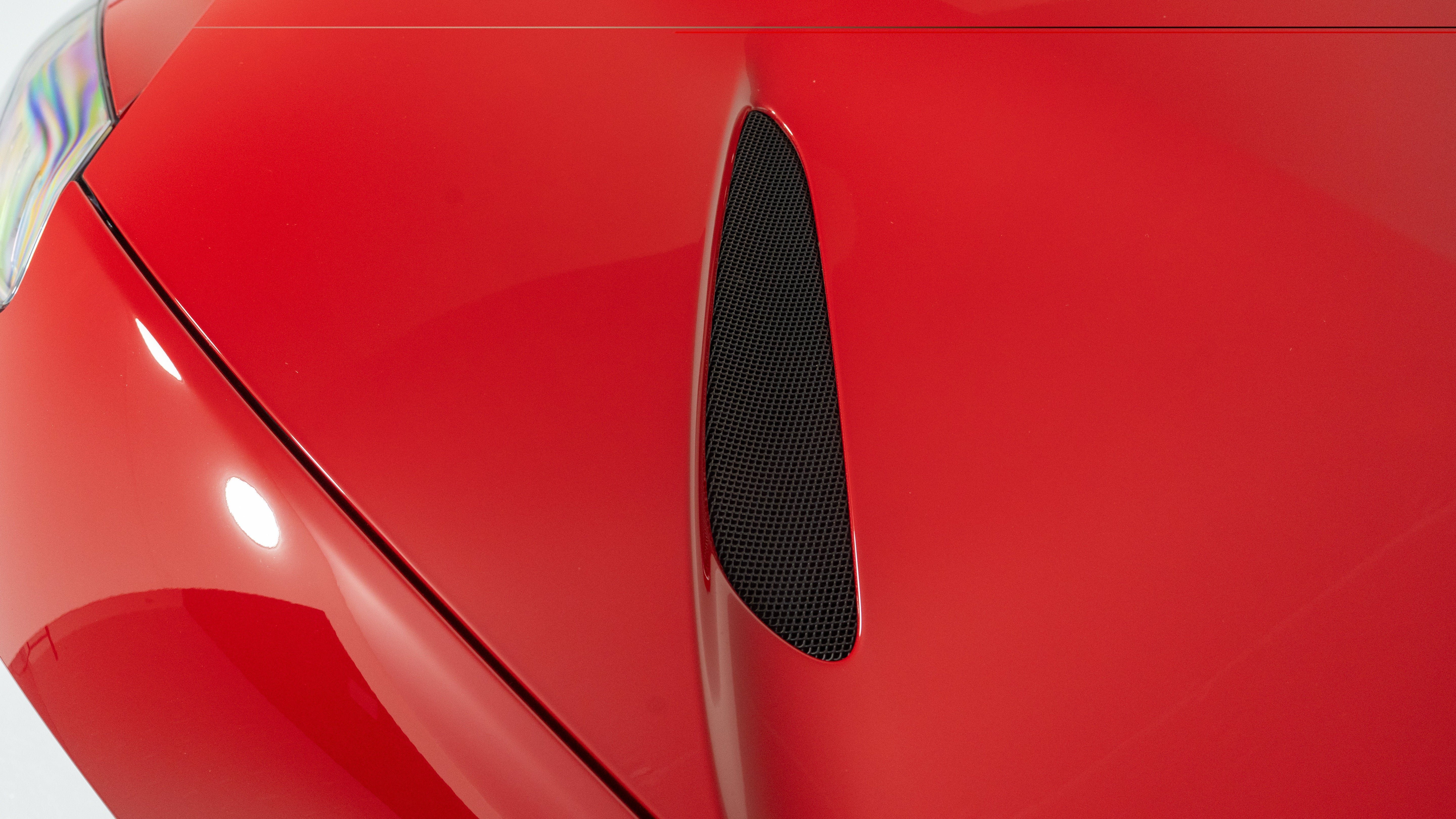 Certified 2018 Ferrari 812 Superfast RWD image 14