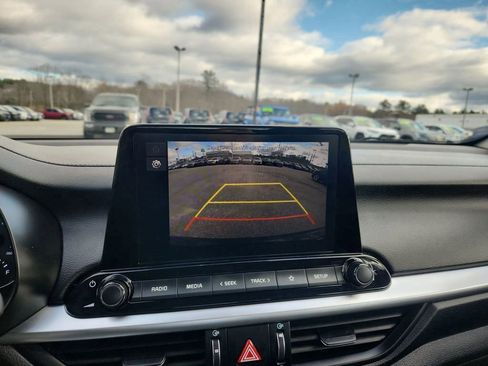 Certified 2023 Kia Forte LXS w/ LXS Technology Package image 19