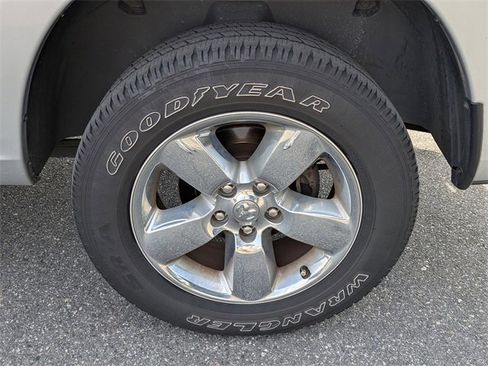 Used 2017 RAM 1500 Big Horn image 9