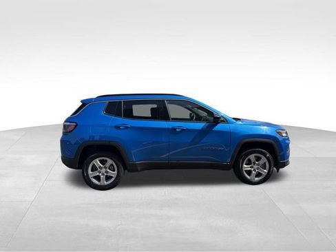Used 2024 Jeep Compass Latitude AWD/4WD image 8