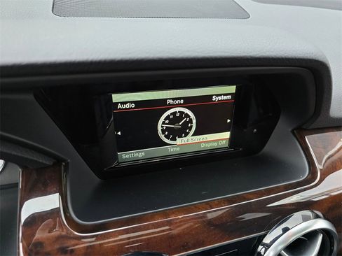 Used 2015 Mercedes-Benz GLK 350 4MATIC image 30