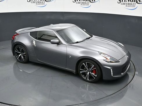 Used 2020 Nissan 370Z Touring Sport RWD image 18