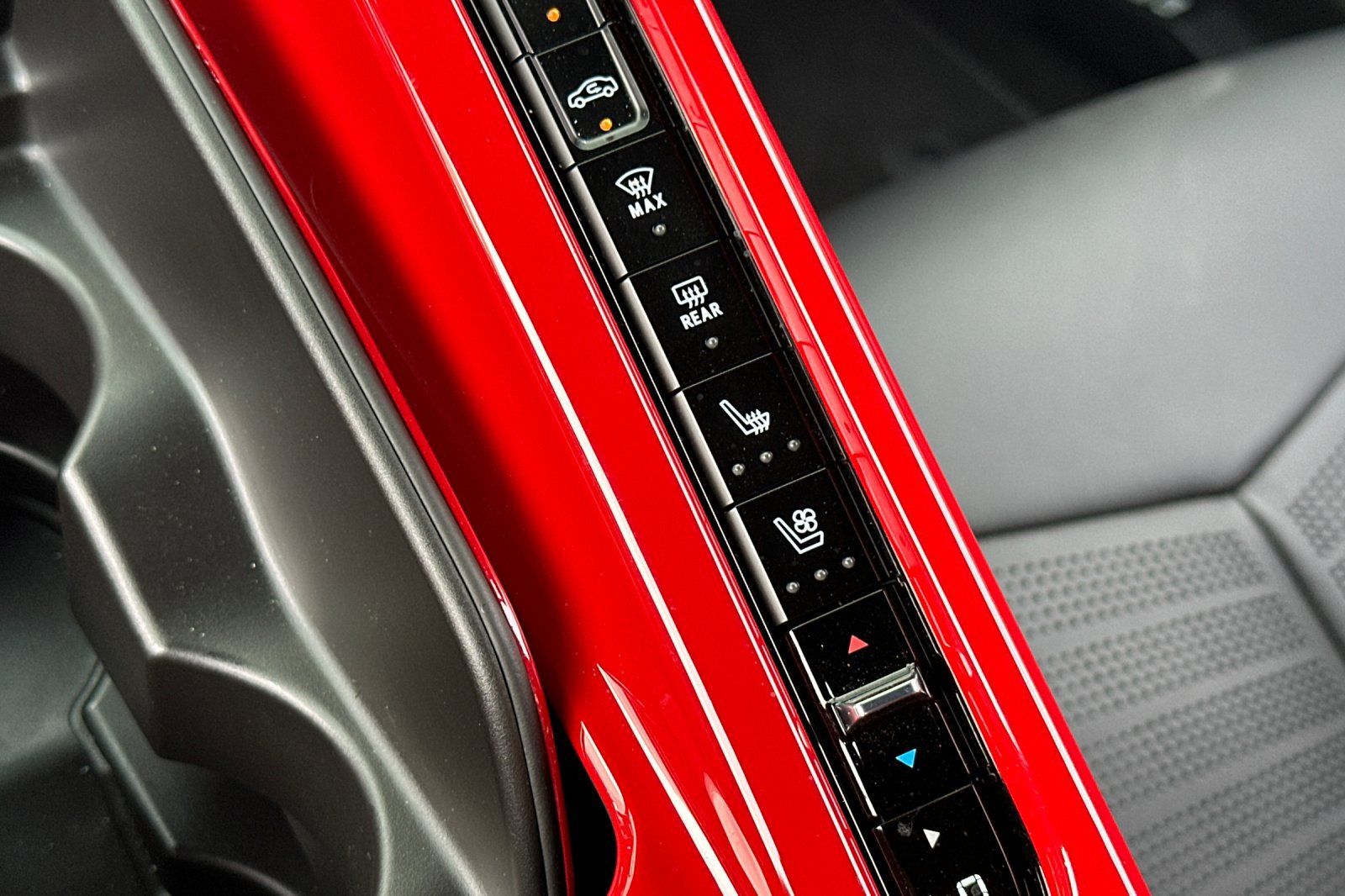 Used 2022 Chevrolet Corvette Stingray Premium Cpe w/ Z51 Performance Package RWD image 27