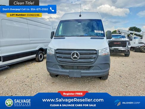 Used 2023 Mercedes-Benz Sprinter 2500 image 7