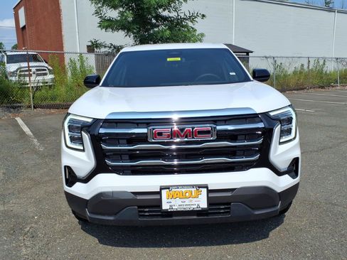 New 2026 GMC Terrain Elevation FWD image 2