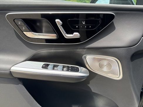 New 2025 Mercedes-Benz GLC 350e 4MATIC image 18