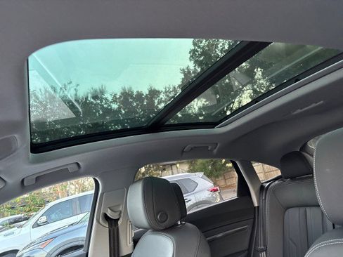 Used 2021 Audi e-tron Premium image 15