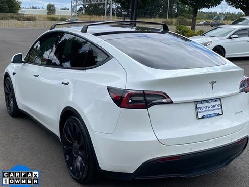 Used 2022 Tesla Model Y Performance AWD/4WD image 6