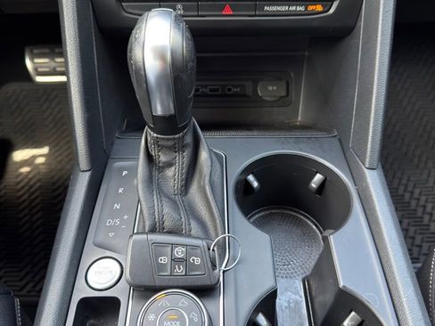 Used 2021 Volkswagen Atlas SE w/ Towing Package AWD/4WD image 25