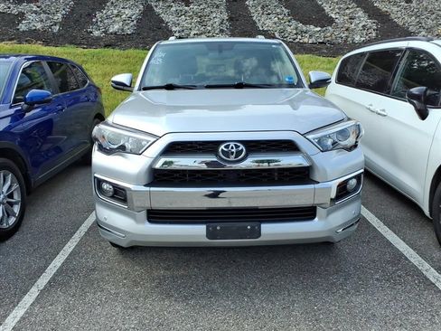 Used 2016 Toyota 4Runner Limited AWD/4WD image 6