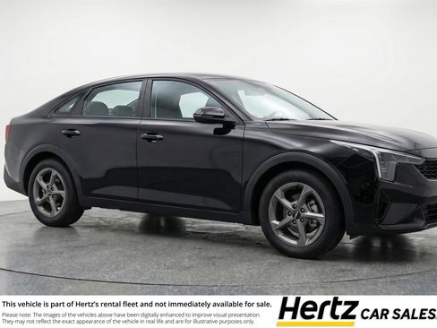 Used 2025 Kia K4 FWD image 1