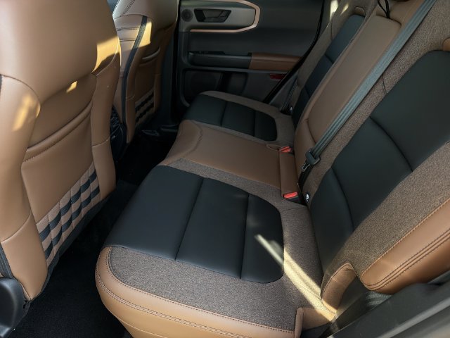 Used 2025 Ford Bronco Sport Outer Banks w/ Outer Banks Tech Package+ AWD/4WD image 18