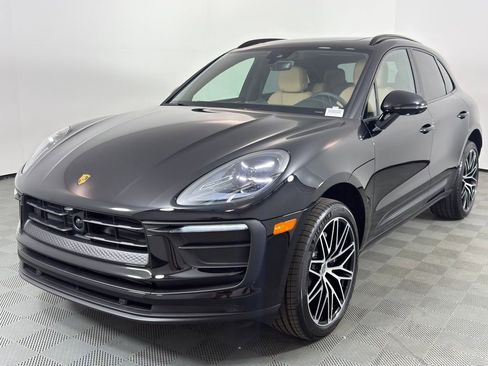 New 2026 Porsche Macan AWD/4WD image 1