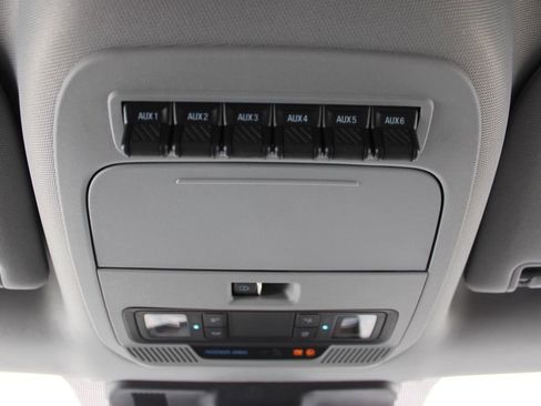 Used 2023 Ford F250 XLT w/ XLT Premium Package image 34