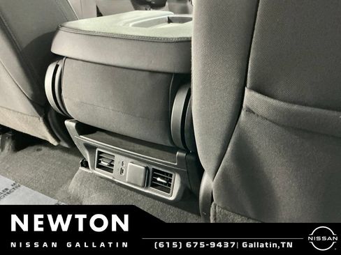 Used 2024 Chevrolet Silverado 1500 RST RWD image 18