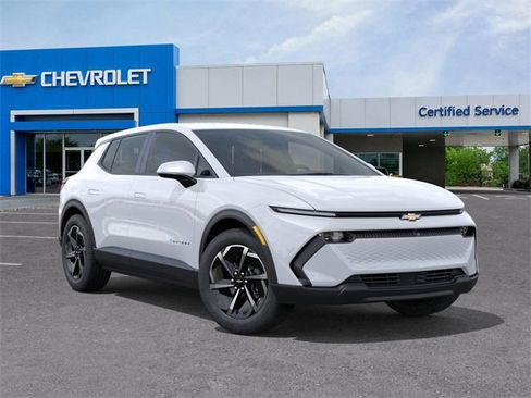 New 2026 Chevrolet Equinox EV LT image 7