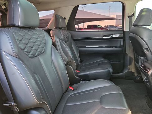 Used 2021 Hyundai Palisade Limited image 17