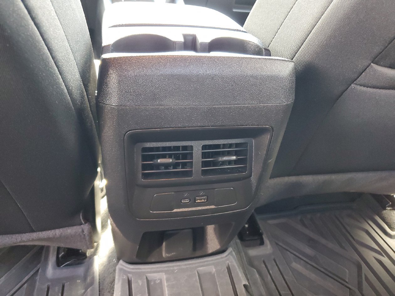 Used 2024 GMC Canyon Elevation w/ Convenience Package RWD image 15