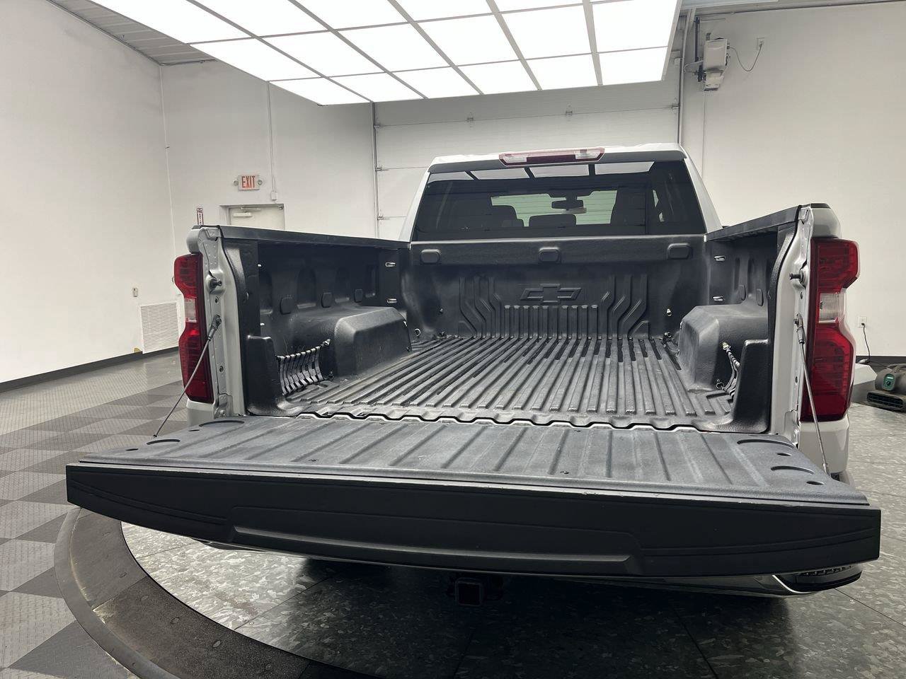 Certified 2022 Chevrolet Silverado 1500 LT AWD/4WD image 30
