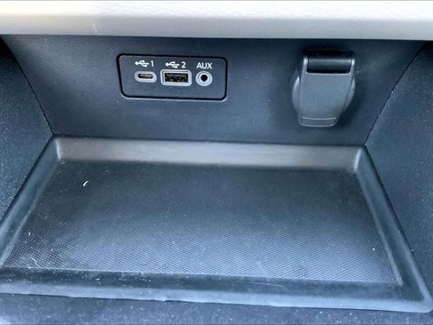 Used 2025 Nissan Altima 2.5 SV image 35