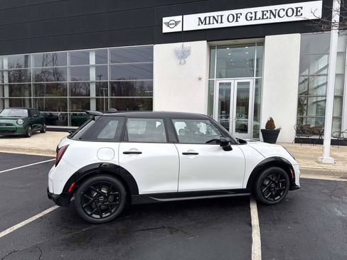 New 2026 MINI Cooper S FWD image 5