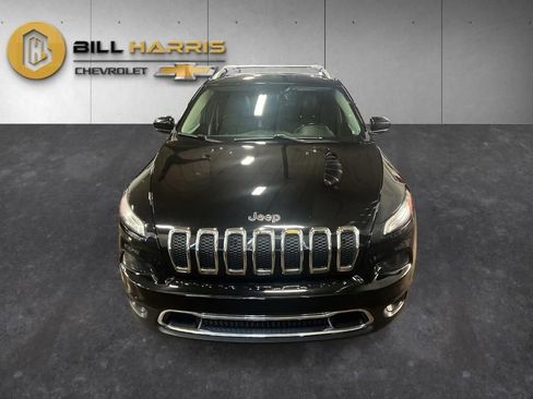 Used 2017 Jeep Cherokee Limited AWD/4WD image 8
