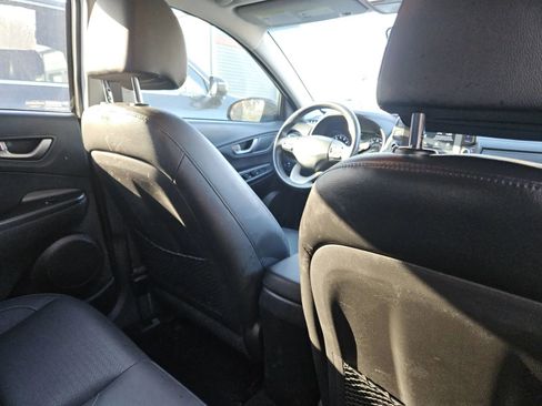 Used 2018 Hyundai Kona Limited image 11