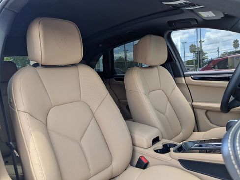 New 2025 Porsche Macan S image 27