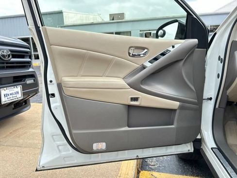 Used 2012 Nissan Murano SL AWD/4WD image 25