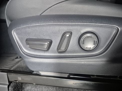New 2026 Toyota Tacoma SR5 AWD/4WD image 16