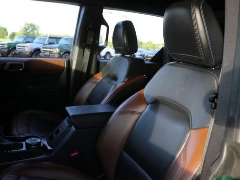Used 2024 Ford Bronco Outer Banks AWD/4WD image 21