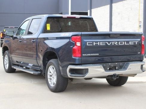 Used 2022 Chevrolet Silverado 1500 LT image 3