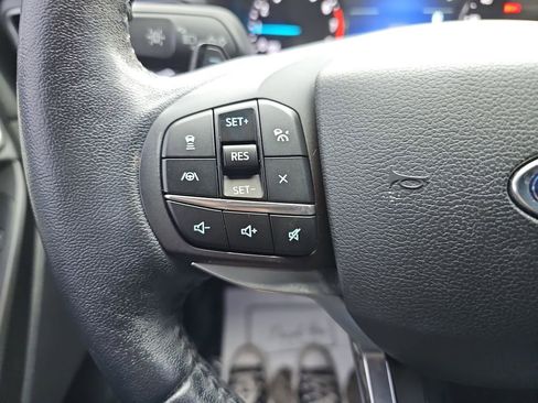 Used 2020 Ford Explorer Limited image 20