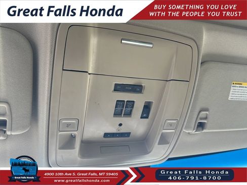 Used 2016 GMC Sierra 2500 Denali w/ Driver Alert Package AWD/4WD image 16