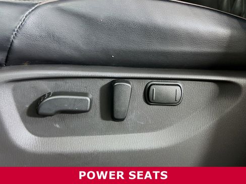 Used 2024 Nissan Armada Platinum w/ Captain's Chairs Package image 4