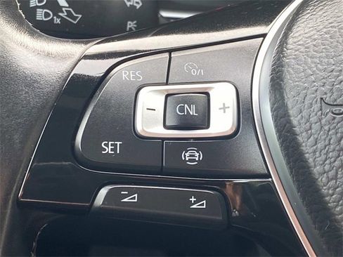 Used 2019 Volkswagen Jetta R-Line image 19