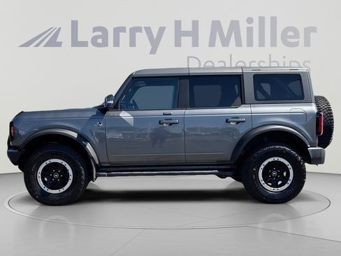 Used 2022 Ford Bronco Outer Banks w/ Sasquatch Package AWD/4WD image 2