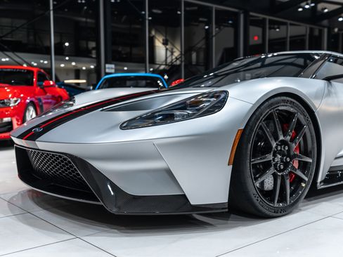 Used 2019 Ford GT image 36