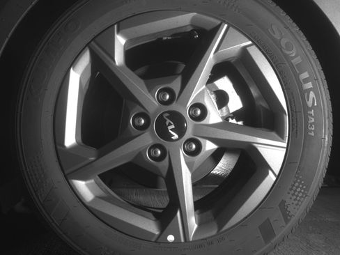 Used 2025 Kia K4 LXS image 14